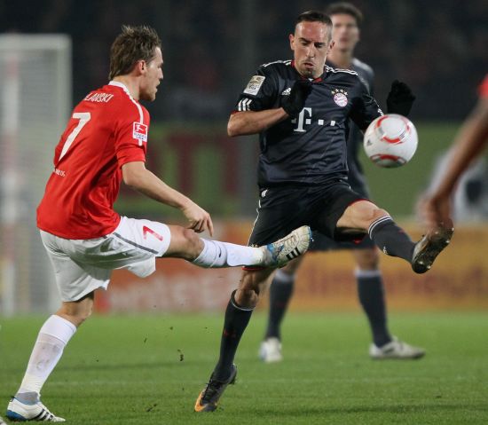 荣的篮球明 荣的篮球明